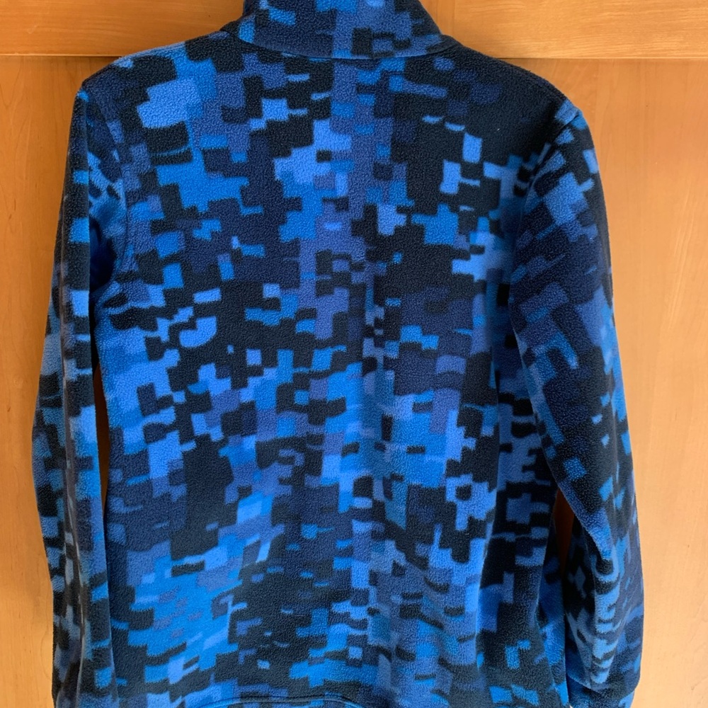 EUC Boys Columbia jacket. Only worn for half a season. Size M